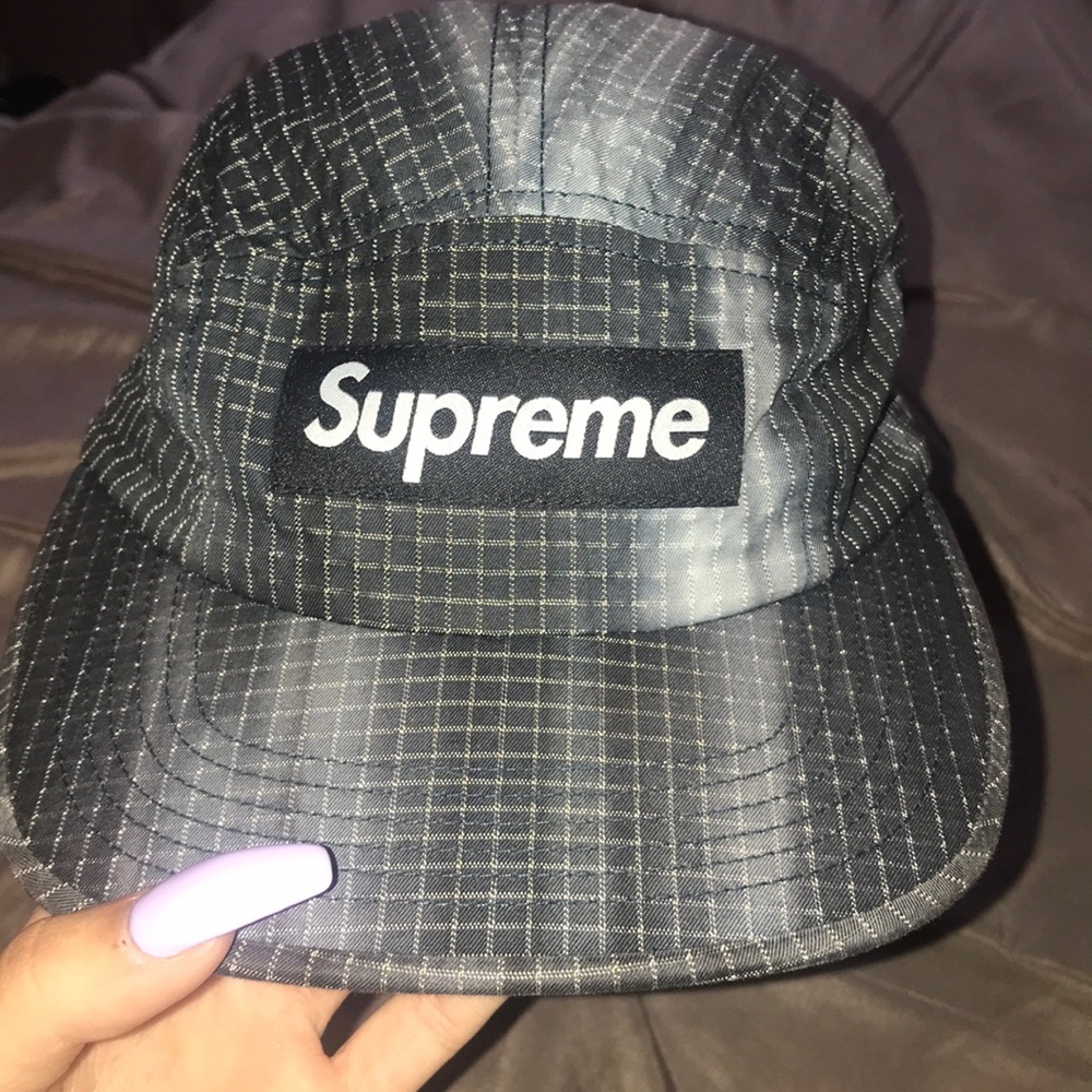 SUPREME hat